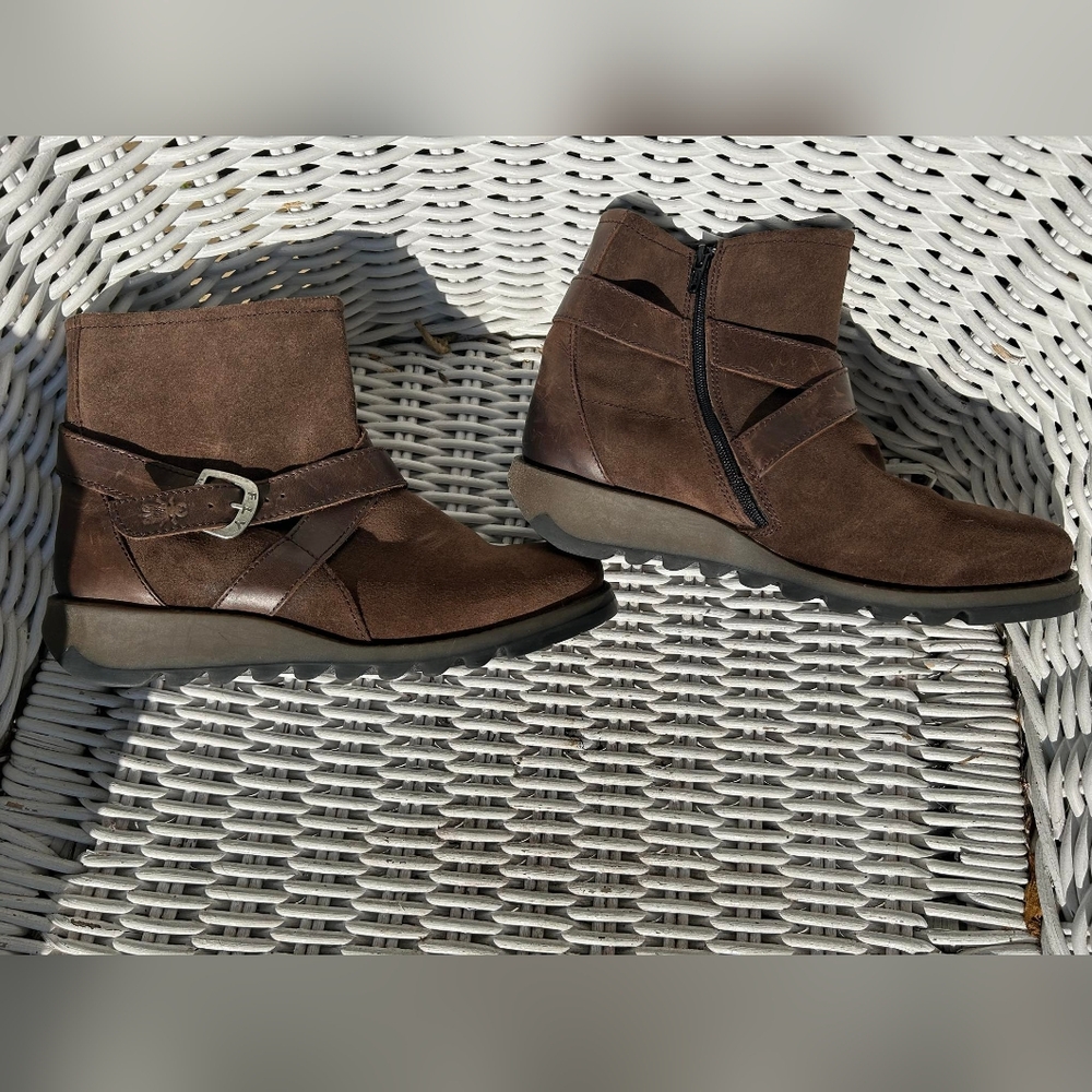 Fly London Boots - Picture 2 of 6
